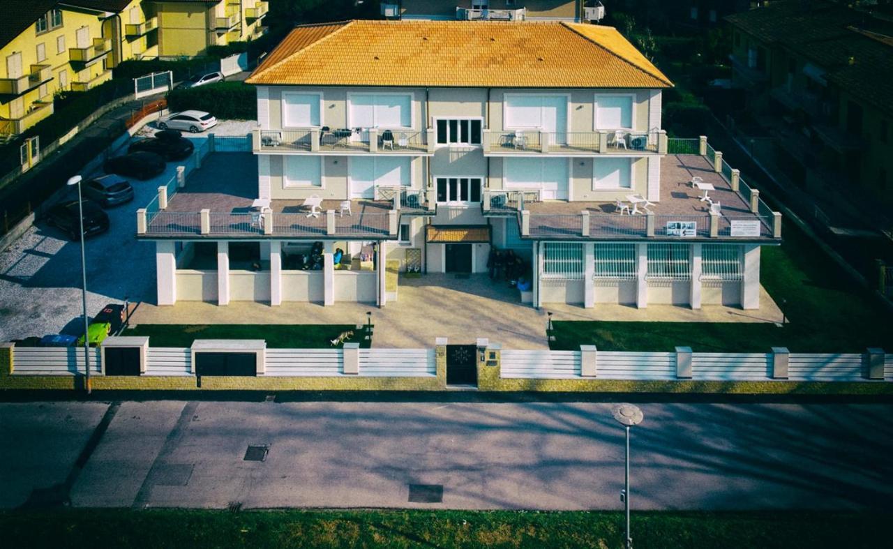 Residence Deamarina มารีนา ดิ มาซซา ภายนอก รูปภาพ