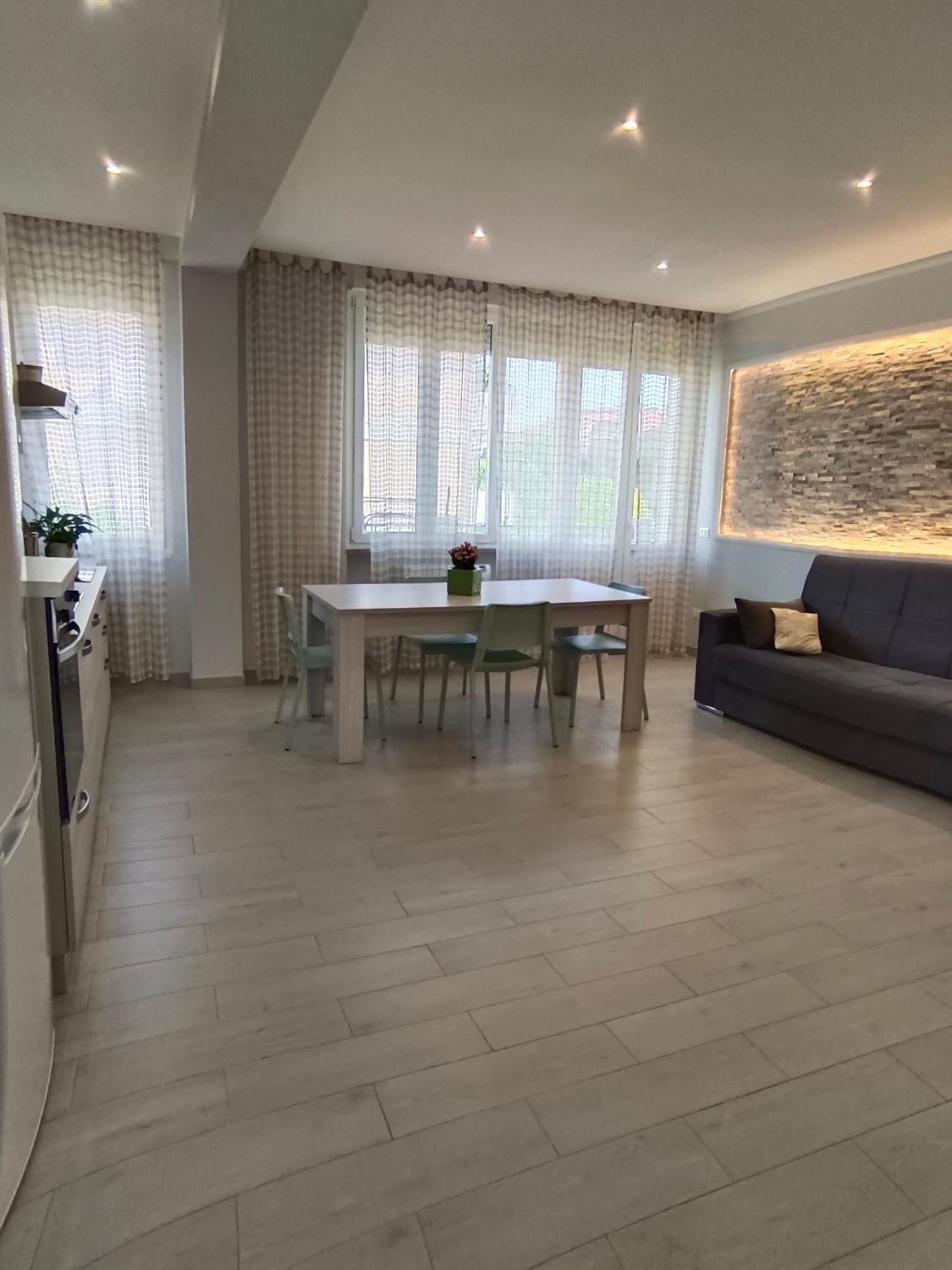 Residence Deamarina มารีนา ดิ มาซซา ภายนอก รูปภาพ
